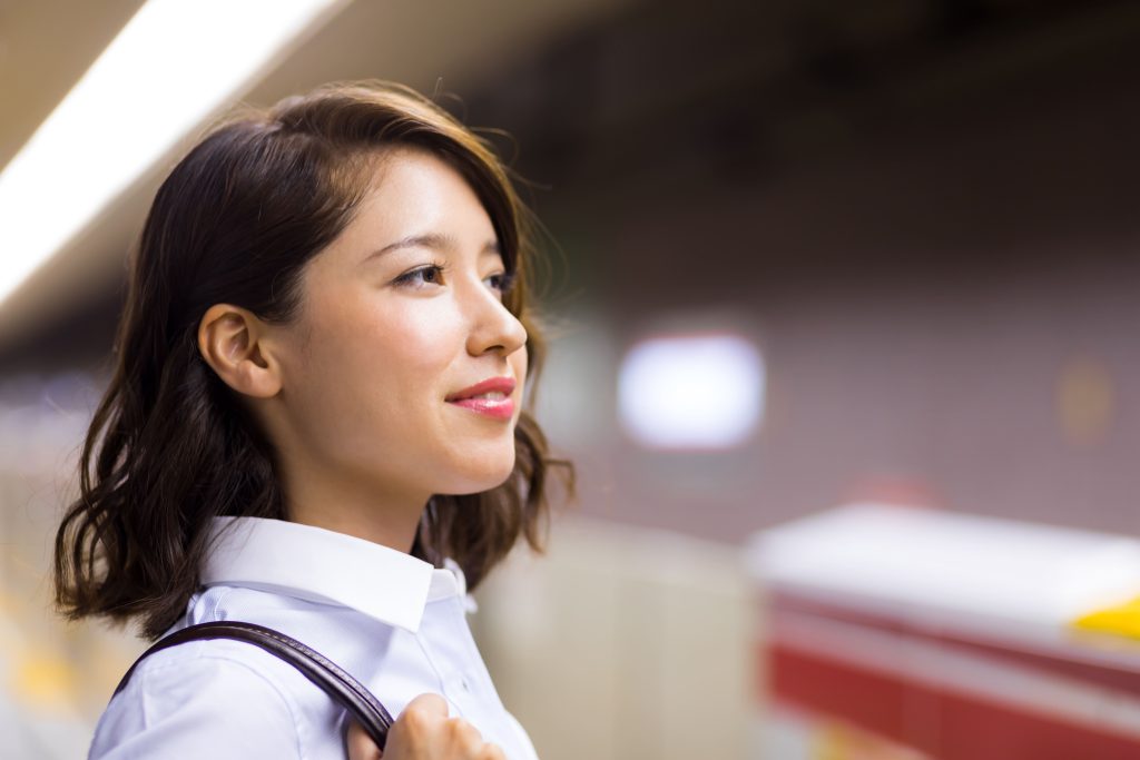 woman with long bob